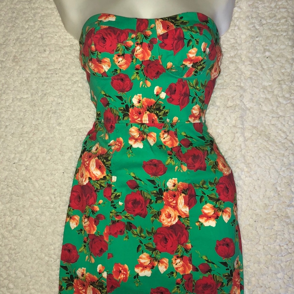 Dress off the shoulder Floral print zip up NWT